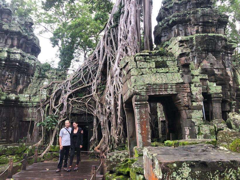 1-Day Angkor Wat Private Tour with Spanish Tour Guide. - Why a Spanish guide changes the day