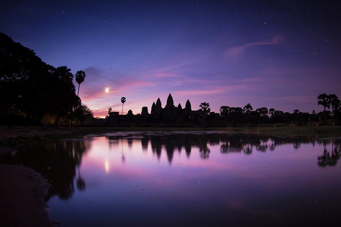 1-Day Angkor Wat Sunrise & All Interesting Temples Private Tour - Sunrise at Angkor Wat, starting before the crowds