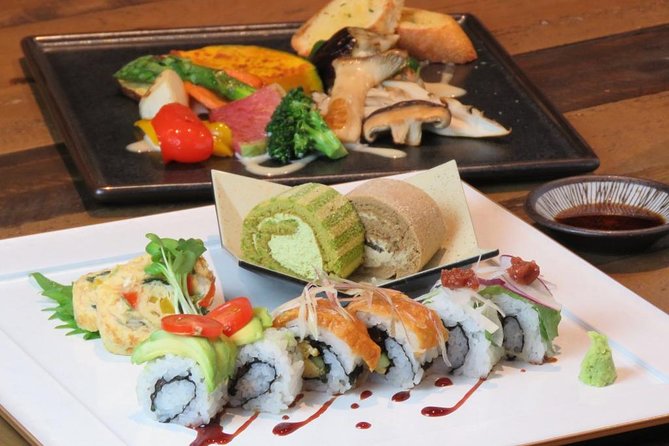 1-Day Snow Monkeys, Zenko-ji Temple & Sake in Nagano - Lunch is more than a break between stops