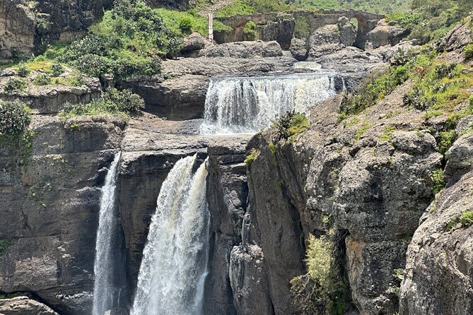 1-Day Tour Old bridge, Monastery,water falls Wildlife,Birds, - Jemma River Gorge and the open countryside