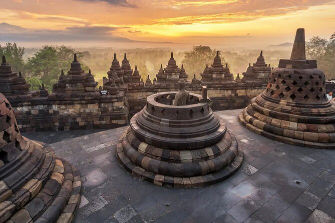 1 Day Yogyakarta tour ( Borobudur temple, Merapi Lava Tour, Prambanan Temple) - What the $76 Group Price Really Buys You