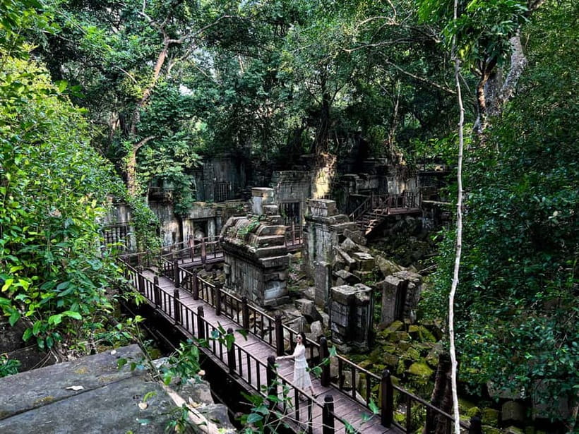 2-Day Angkor Wat, Kulen Mountain, Beng Mealea and Tonle Sap - Kampong Phluk and the changing Tonle Sap