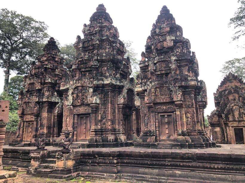 3-Day Exploring Angkor Wat & Siem Reap Highlights Tour. - What is not included in the $325