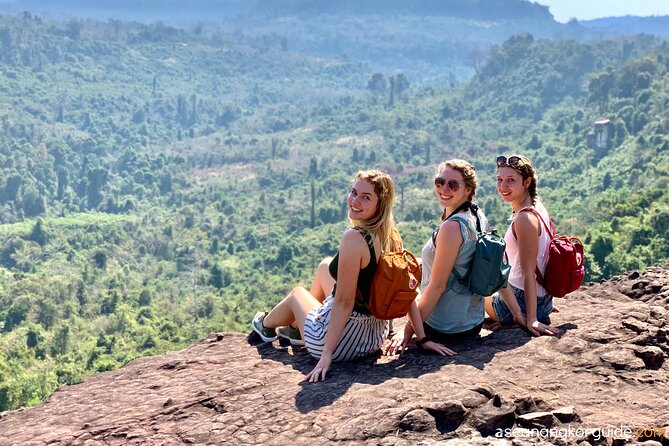 3-Days Discovery Of Angkor: Waterfalls,Floating Village and Banteay Srei temple - Banteay Srei, the small temple with big detail