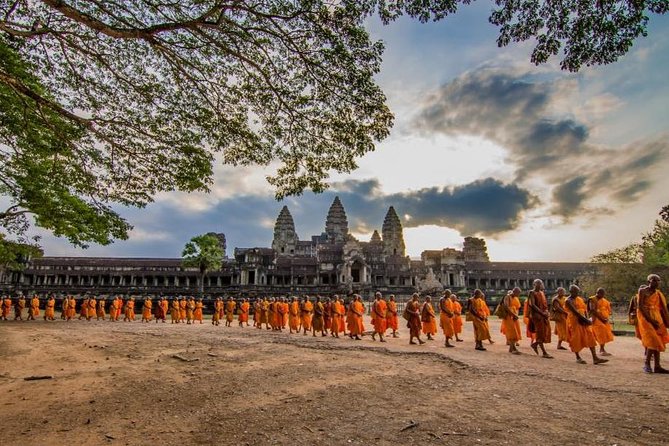 5-Day All Major Temples & Kulen Mount Waterfall & Koh Ker & Beng Mealea - Day 3: Koh Ker and Beng Mealea beyond Angkor