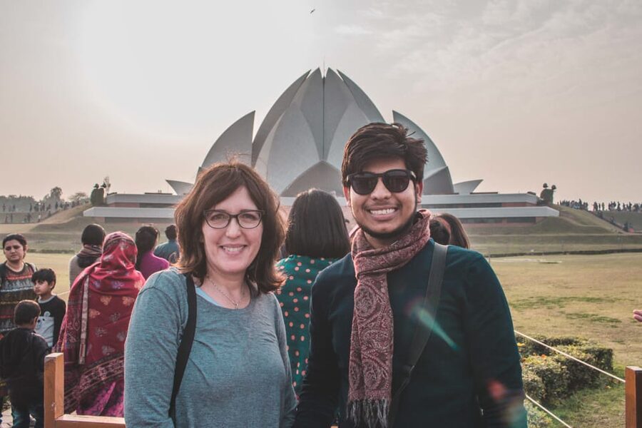 5-Hour Half-Day Delhi Temple Tour with Pick-Up & Drop-Off - What this half-day Delhi temple tour is really like