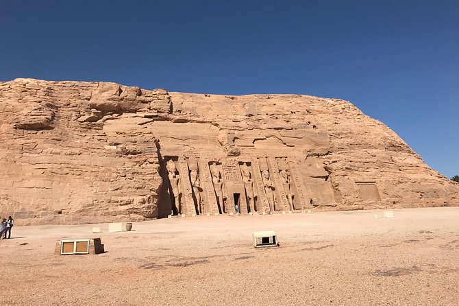 Abu Simbel temples by Private air-conditioin Vehicle - The engineering story behind the 1960 move