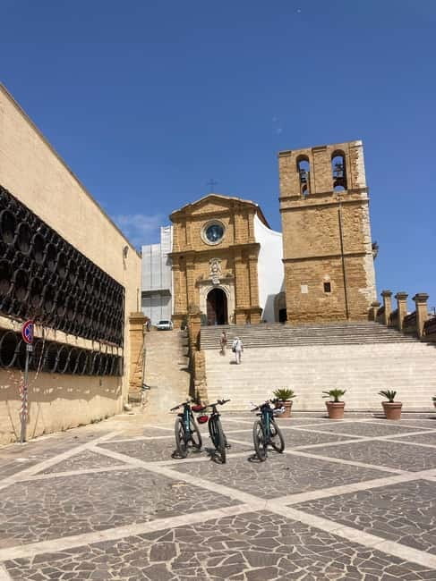 Agrigento: Valley of the Temples and Historical Center by E-Bike with Lunch Included - What the price includes, and what it does not
