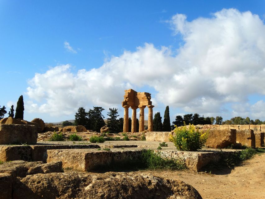 Agrigento: Valley of the Temples Private Tour - Walking to the Temple of Concordia