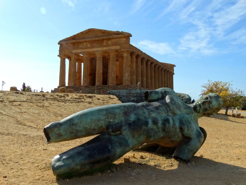 Agrigento: Valley of the Temples Private Tour - The huge scale of the Temple of Zeus