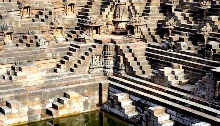 Ahmedabad: Sun Temple of Modhera & Queen's Stepwell Day Trip - What the $137 price really covers