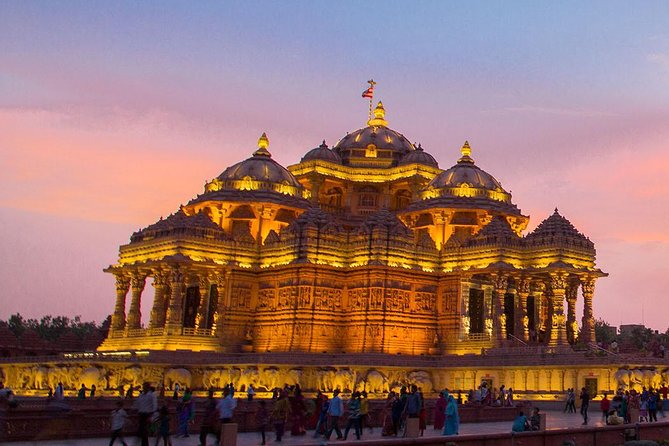 Akshardham Light & Fountain Show with Pick-up & Drop-off - The exhibitions and story-based presentation