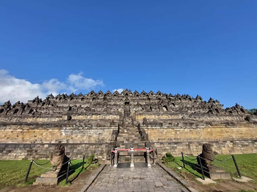 All-inclusive Borobudur Temple Tour with Sunrise Option - Entering Borobudur and climbing the upper structure