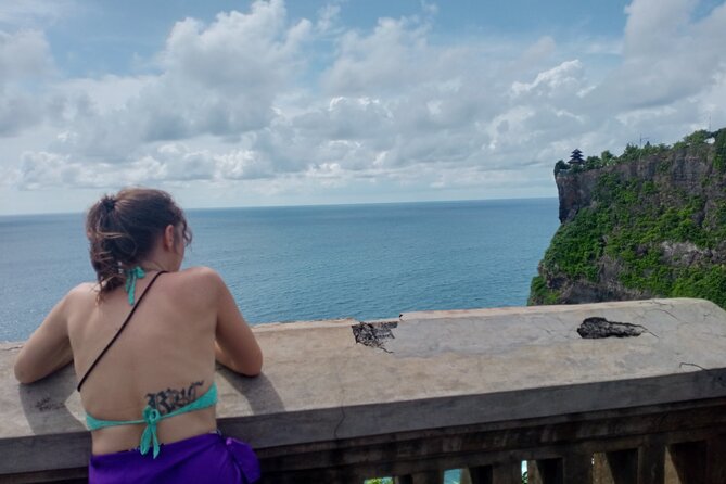 All Inclusive Kecak Dance and Uluwatu Temple Admission Ticket - Crowds, seating, and the wait
