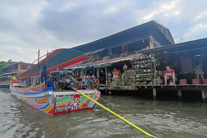 Amazing Bangkok City and Temple Tour with Local Guide - A long-tail boat through old Thonburi