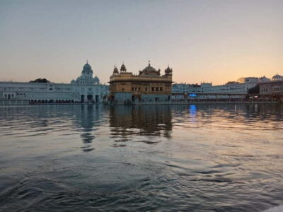 Golden Temple, Jallianwala Bagh, Wagah Border Tour