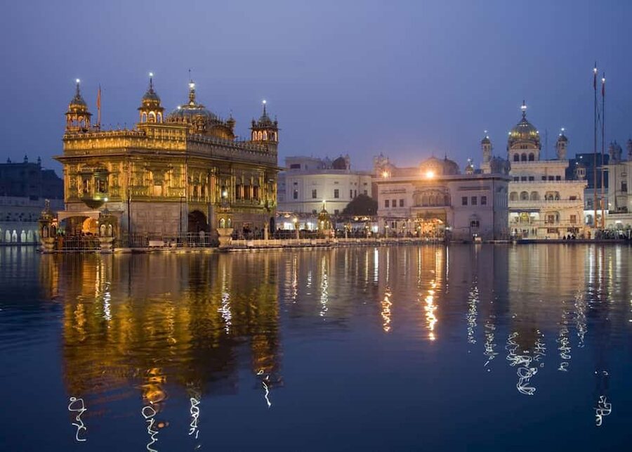 Amritsar Golden Temple- Night view walking tour - A guided walk through Sikh customs and history