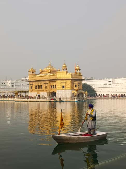 Amritsar Golden Temple- Night view walking tour - Starting on Heritage Street