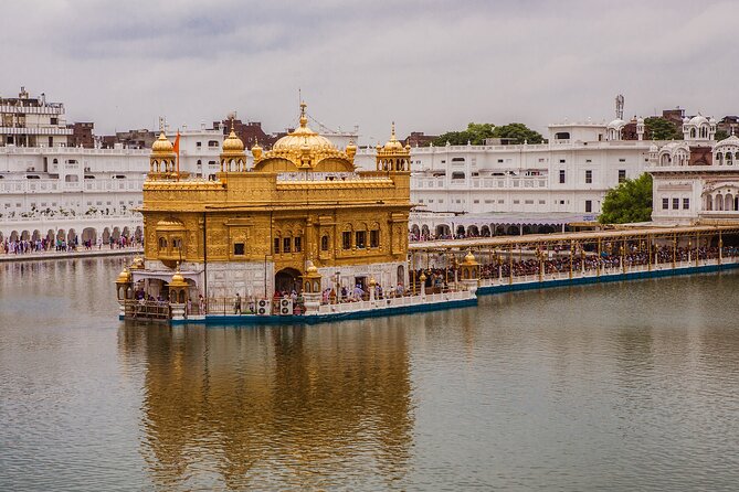 Amritsar Tour (Golden Temple, Jallianwala Bagh & Wagah Border) - Golden Temple: Begin With Amritsar’s Spiritual Centre