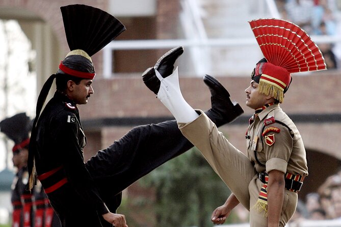 Amritsar Tour (Golden Temple, Jallianwala Bagh & Wagah Border) - Jallianwala Bagh: A Short Stop With Heavy Weight