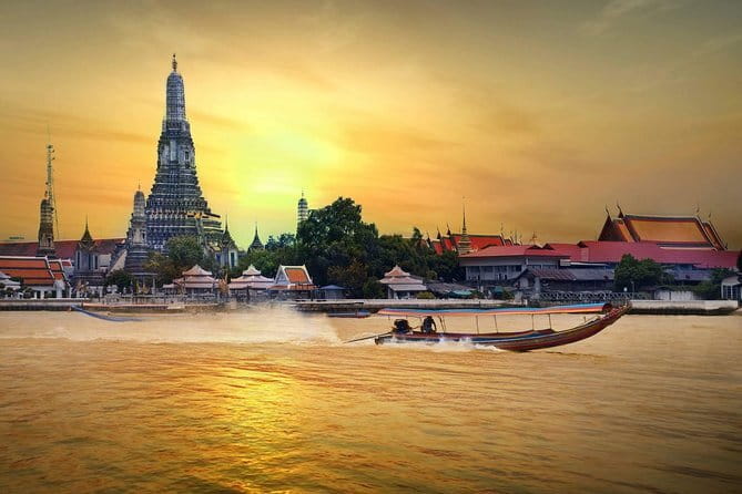 Ancient City & Temples of Ayutthaya ( UNESCO ) by River Cruise with Buffet Lunch - The early start and ride north