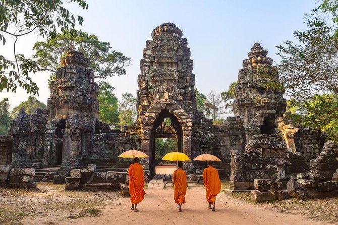 Angkor Wat Admission Ticket - Guide, transport, and the pace of the day