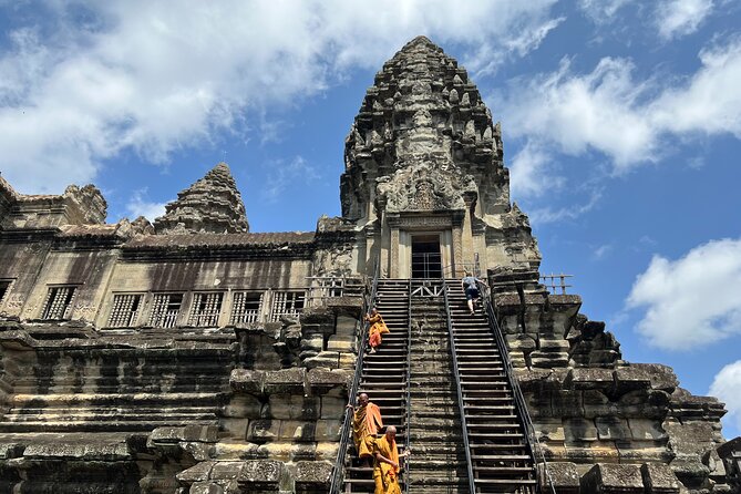 Angkor Wat Bike Tour with Lunch Included - Why cycling works so well at Angkor