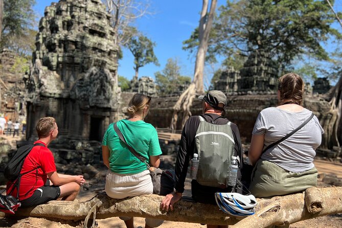 Angkor Wat Bike Tour with Lunch Included - 2:00 pm Bayon and Angkor Thom