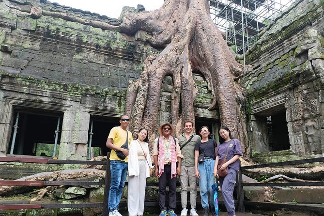 Angkor Wat full Day 'Small Group with sunset & Tour Guide - Why this $14.50 Angkor tour offers good value