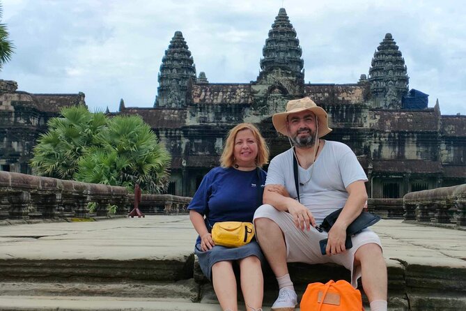 Angkor Wat full Day 'Small Group with sunset & Tour Guide - Banteay Kdei and Ta Prohm: temples reclaimed by trees
