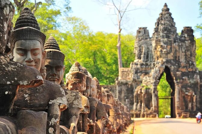 Angkor Wat full Day 'Small Group with sunset & Tour Guide - Ta Keo: a stark unfinished pyramid