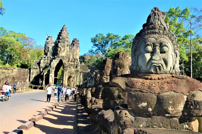 Angkor Wat Highlights and Sunrise Guided Tour from Siem Reap - What the $23 price really buys you