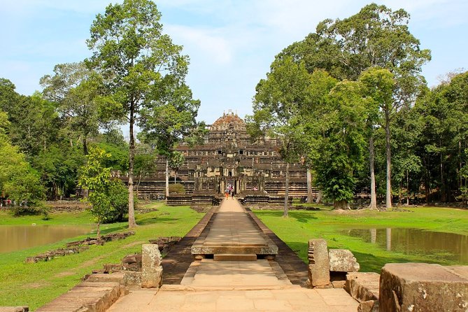 Angkor Wat one Day Private Tour for All Highlight Angkor Temples - Two hours at Angkor Wat gives the centerpiece room