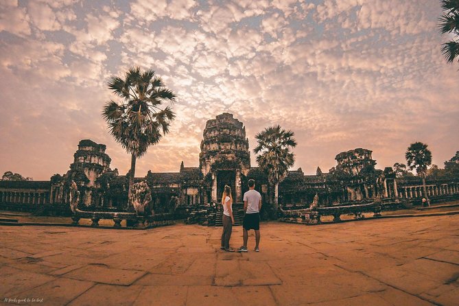 Angkor Wat Private Day Tour from Siem Reap - Why a private guide changes the visit