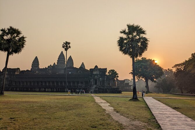 Angkor Wat Private Tuk-Tuk Tour (sunrise Option) & more - Ta Keo, a massive sandstone landmark