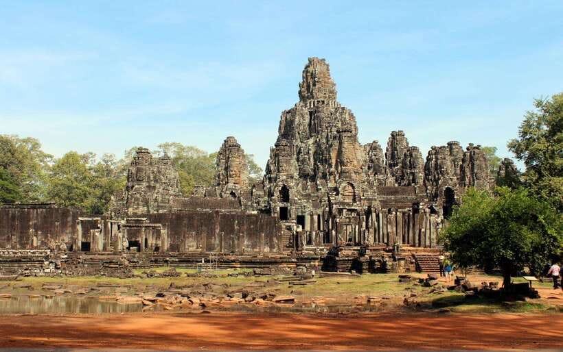 Angkor Wat Small Tour With Private Tuk Tuk - The driver, vehicle, and pace