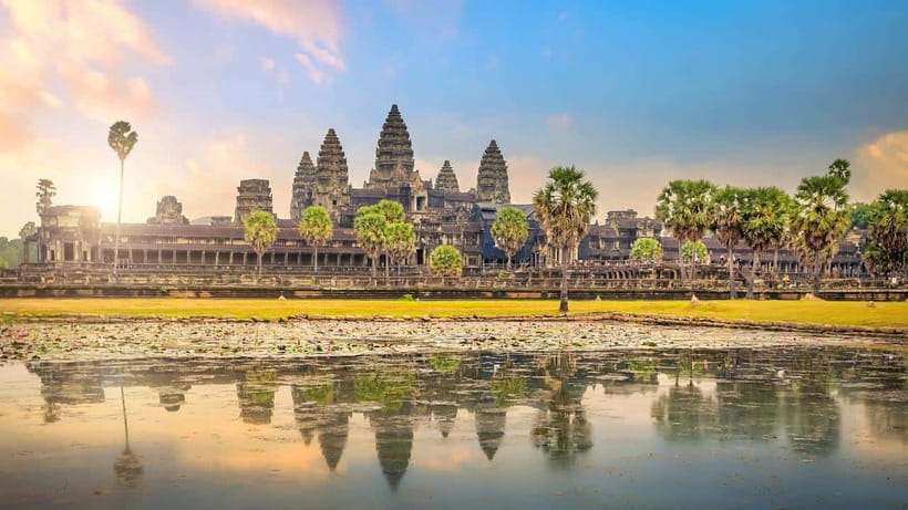 Angkor Wat Small Tour With Private Tuk Tuk - Angkor Wat gives the day its anchor