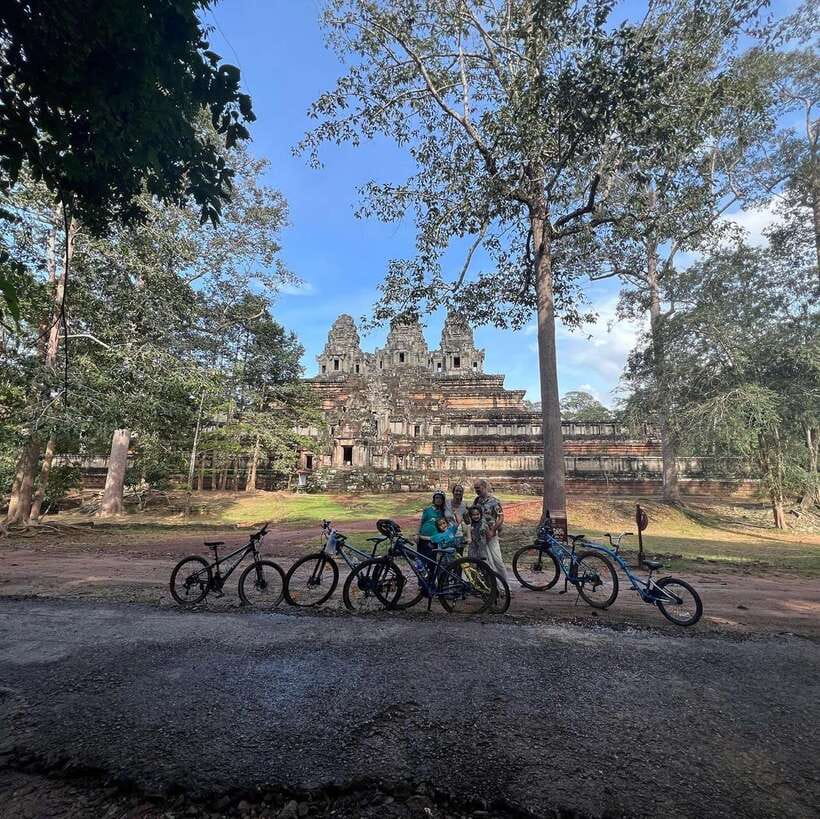 Angkor Wat Sunrise Bike Tour With Lunch Included - Why this bike tour works well at dawn