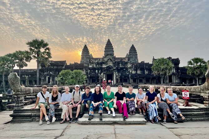 Angkor Wat Sunrise Small Group Tour With Breakfast - Sunrise at Angkor Wat starts before the heat