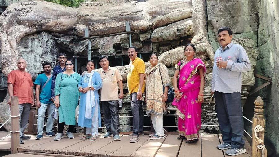 Angkor Wat Sunrise Tour Half-Day (Join-In-Tour) - Small-group comfort and the private-tour wording