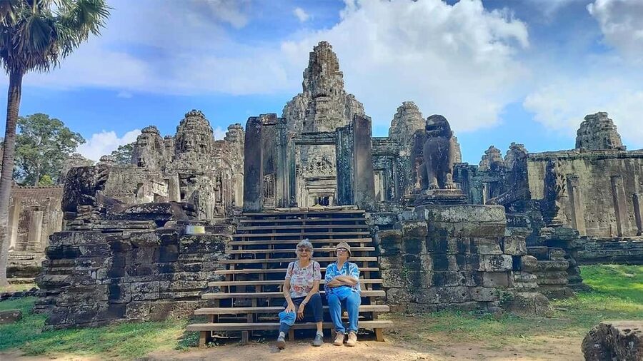 Angkor Wat Sunrise Tour Half-Day (Join-In-Tour) - The guide can shape the whole morning