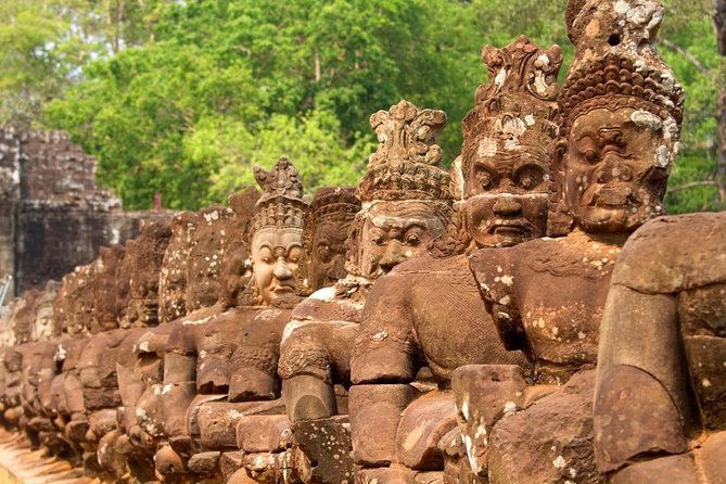 Angkor Wat Sunset Small Group Tour with Lunch Included - Key points at a glance