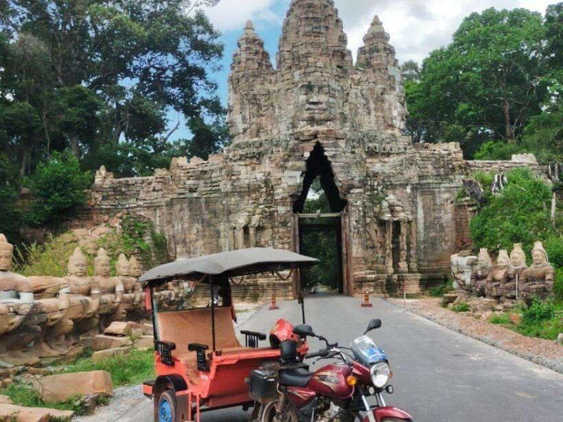 Angkor Wat Tour by Tuk-Tuk with English Speaking Driver - Sunset, sunrise, and the different tour choices