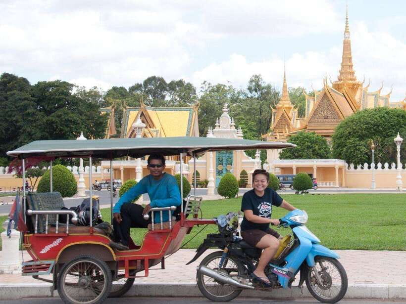 Angkor Wat Tour by Tuk-Tuk with English Speaking Driver - Sunrise at Angkor Wat, the right way to start