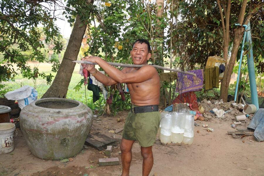 Angkor Wat: Tuk Tuk and Walking Tour - Simple preparation for a better day
