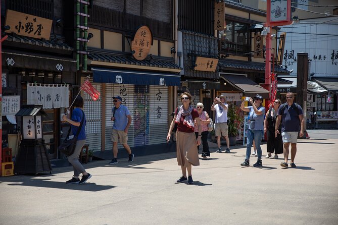 Asakusa Senso-ji Temple and Old Tokyo Walking Tour - Asakusa Shrine: seeing Buddhist and Shinto customs together