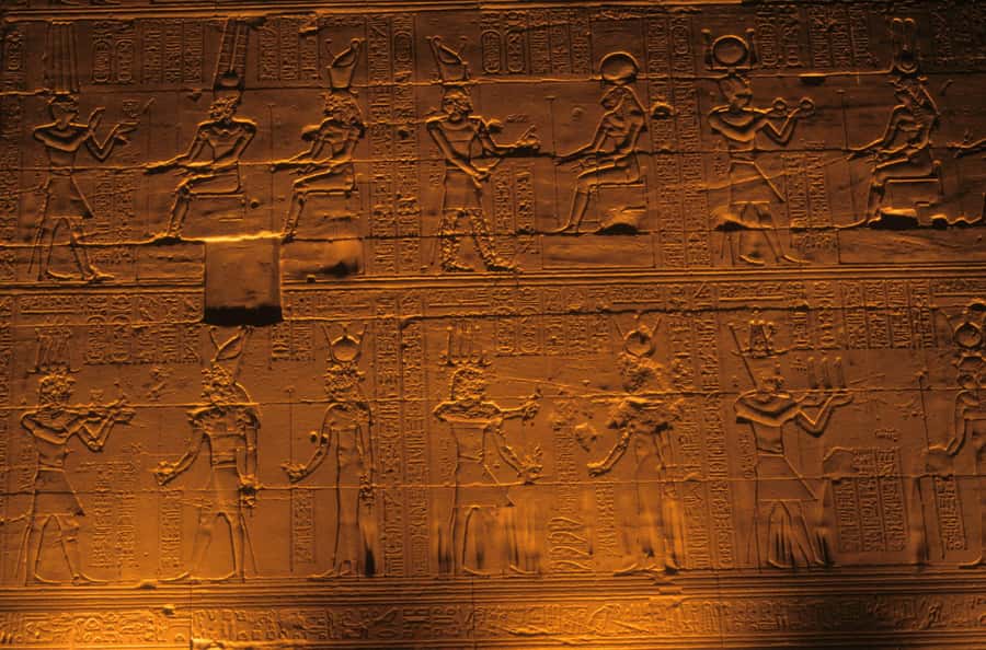 Aswan: Philae Temple Sound & Light Show with Entrance Fees - Why Philae after dark feels so different