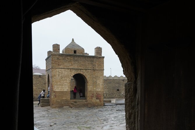 Ateshgah Fire Temple and Yanardag Fire Mountain Private Tour - Who will enjoy this short fire-focused outing