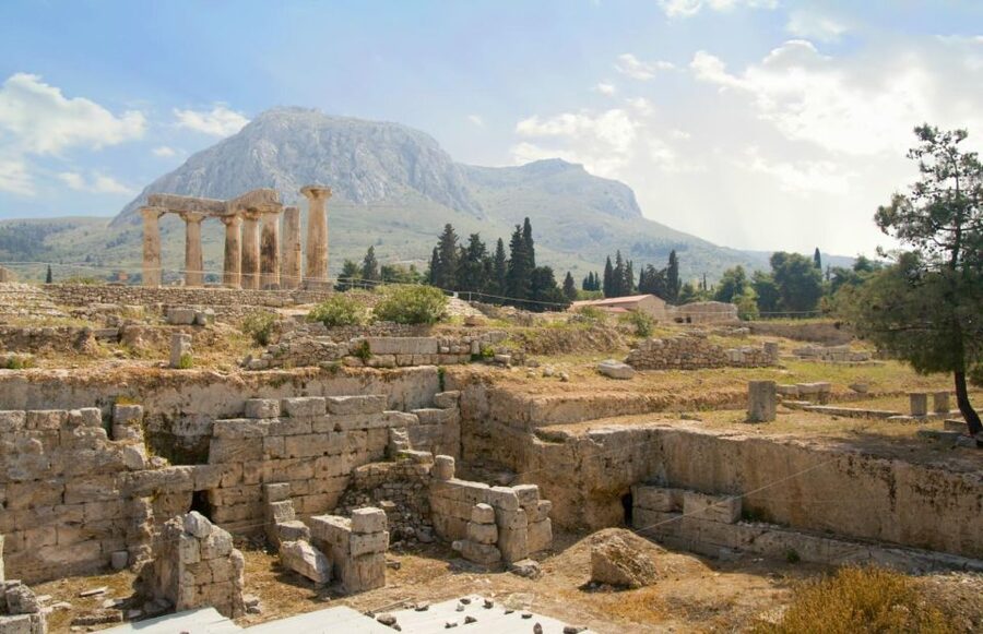Athens: Day-Trip to Ancient Corinth, Hera Temple & Blue Lake - Acrocorinth and the rocky hill above Ancient Corinth