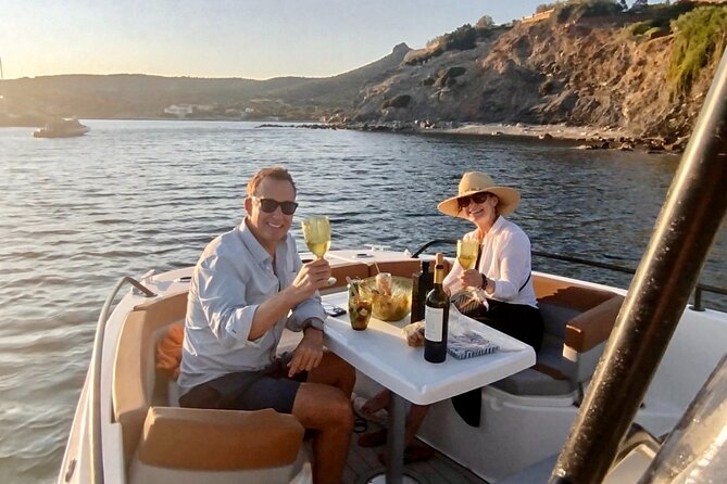 Athens Riviera: Sunset Cruise to Poseidon's Temple - Why this Athenian Riviera cruise is different